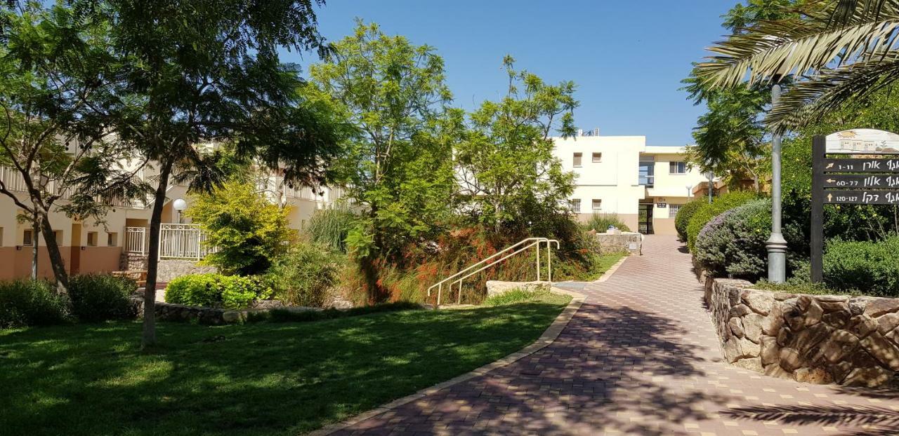 Hi - Arad Hostel Exterior foto